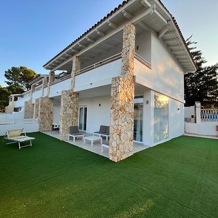 Case Vacanze "Bianco Mare" Porto Pino Ngoại thất bức ảnh